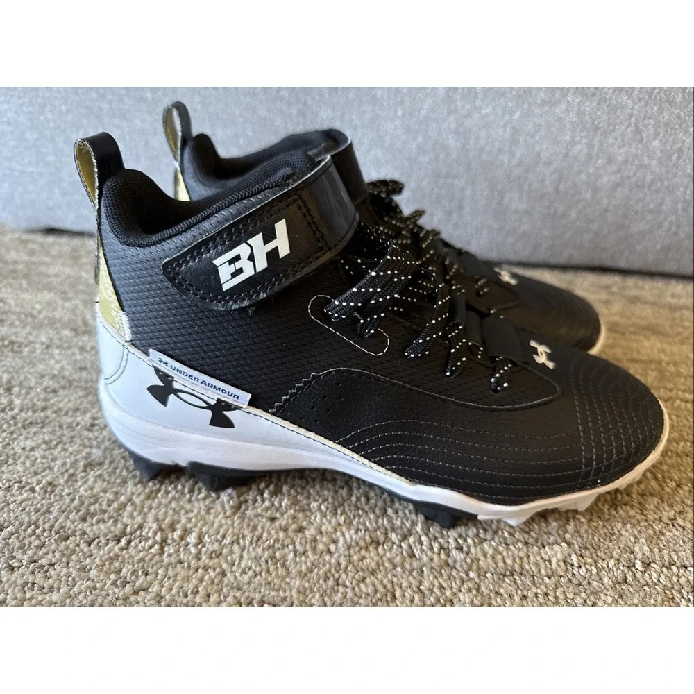 Under Armor Harper 7 Cleats Size 5Y‎ Black/Gold/White